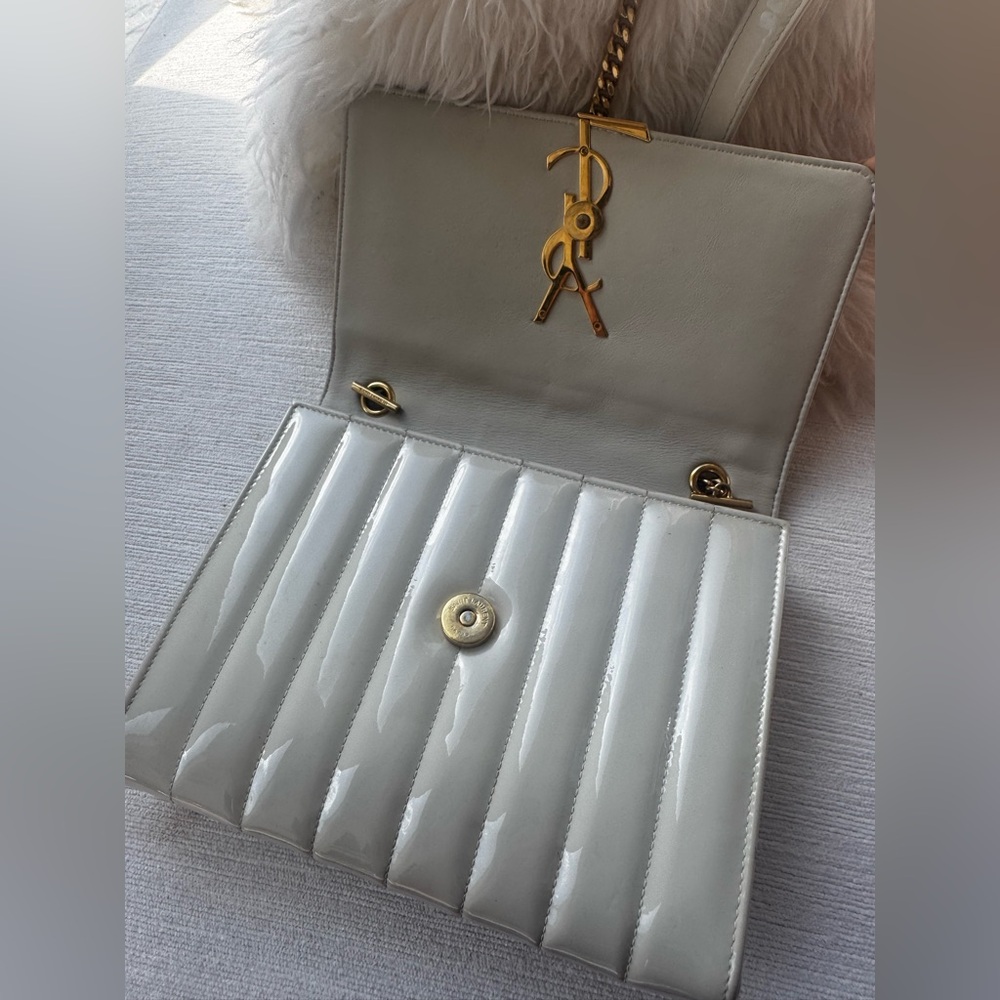 Yves Saint Laurent Glossy Cream Crossbody Bag - Picture 5 of 14